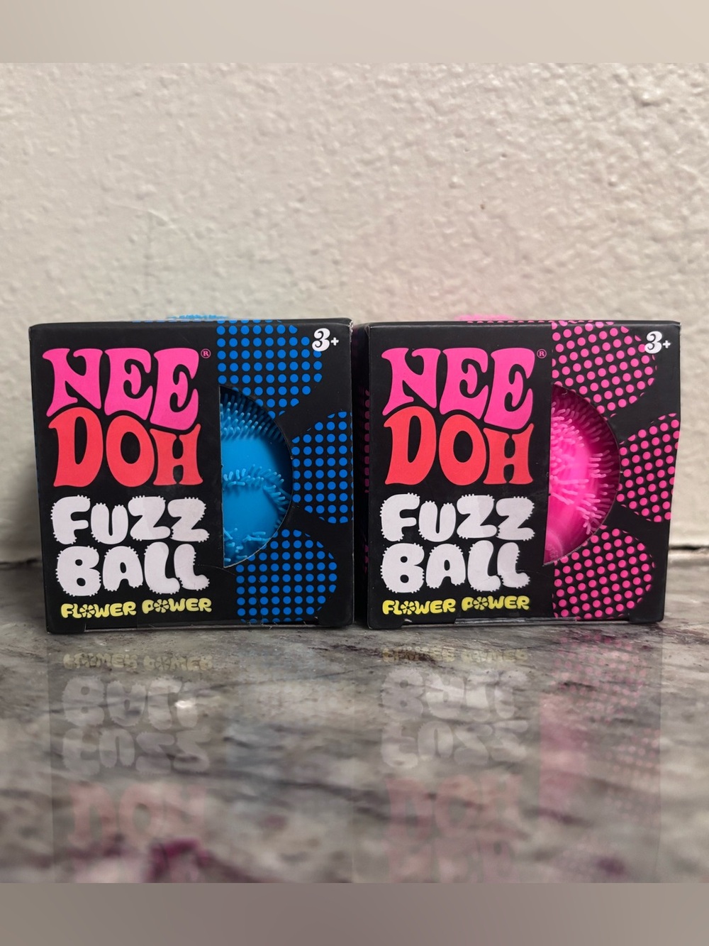 NeeDoh Fuzz Ball Flower Power Squishy Toy - Blue & Pink